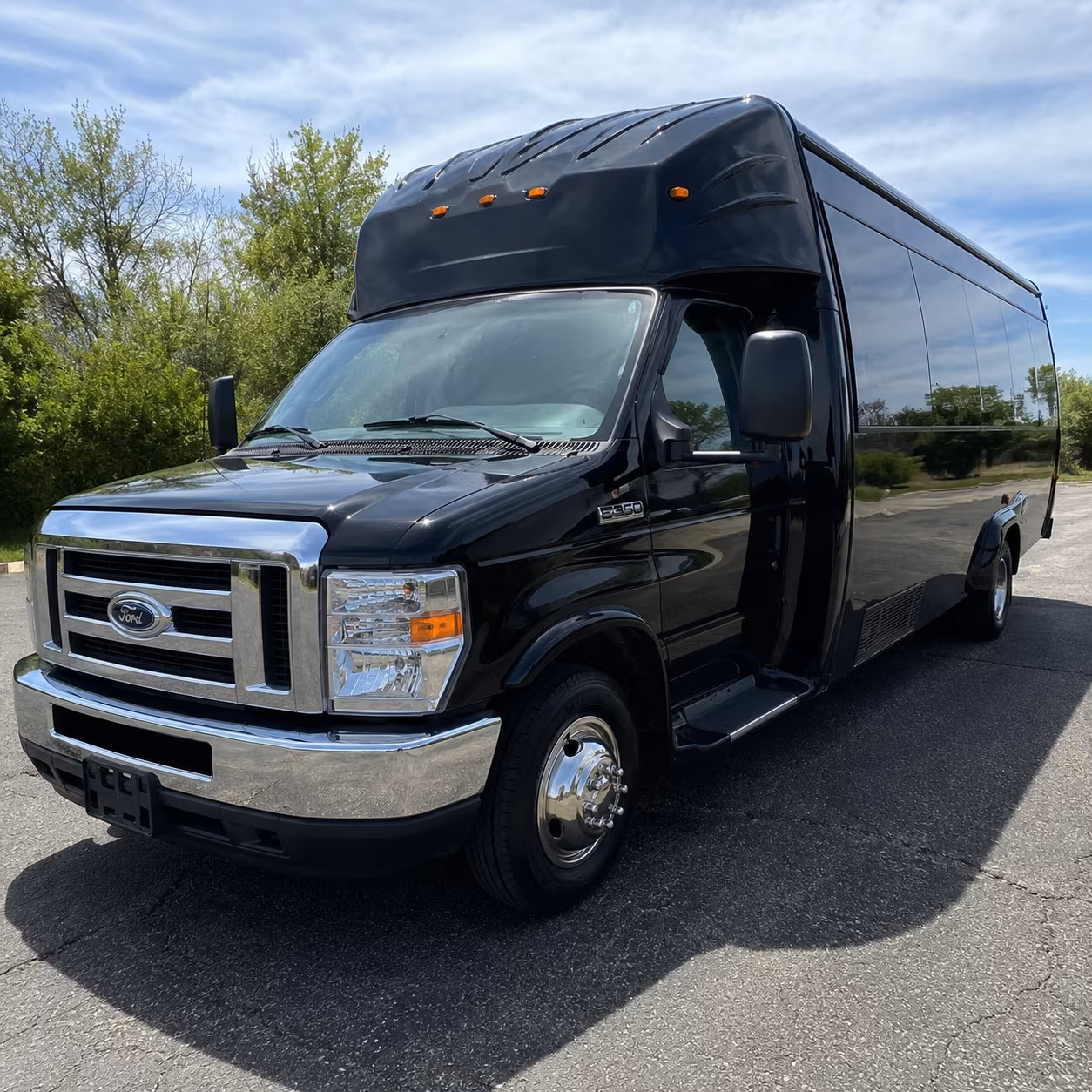 san bernardino new years eve party bus rental