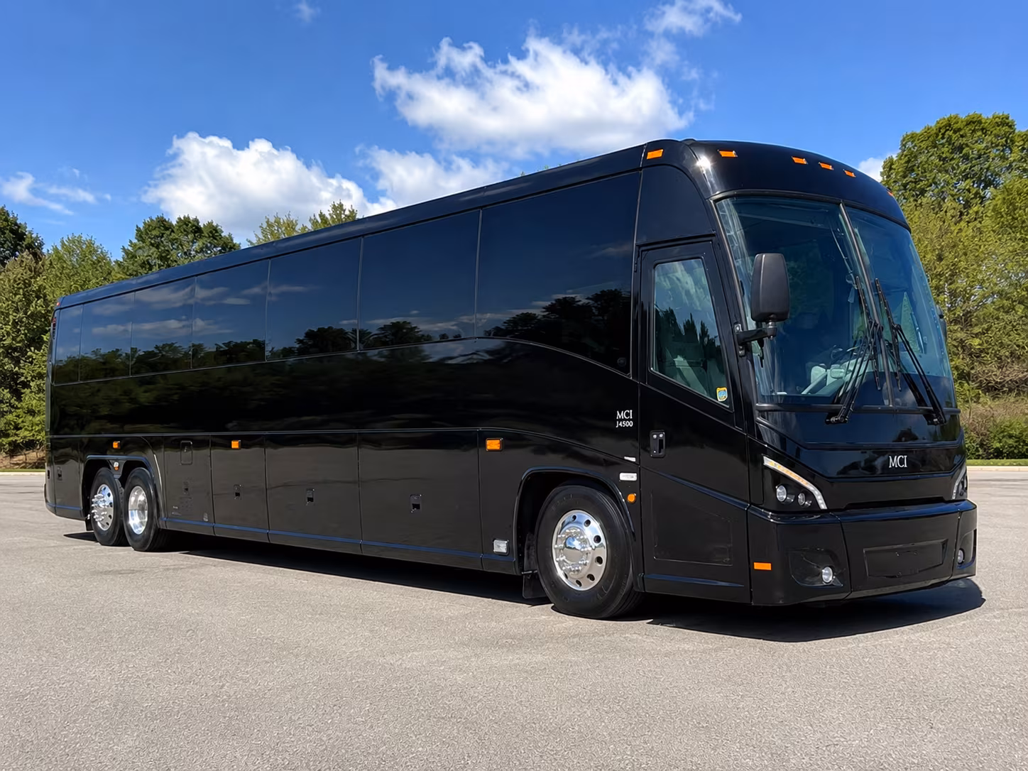 shuttle buses between hospitality lane hotels and your san bernardino venue