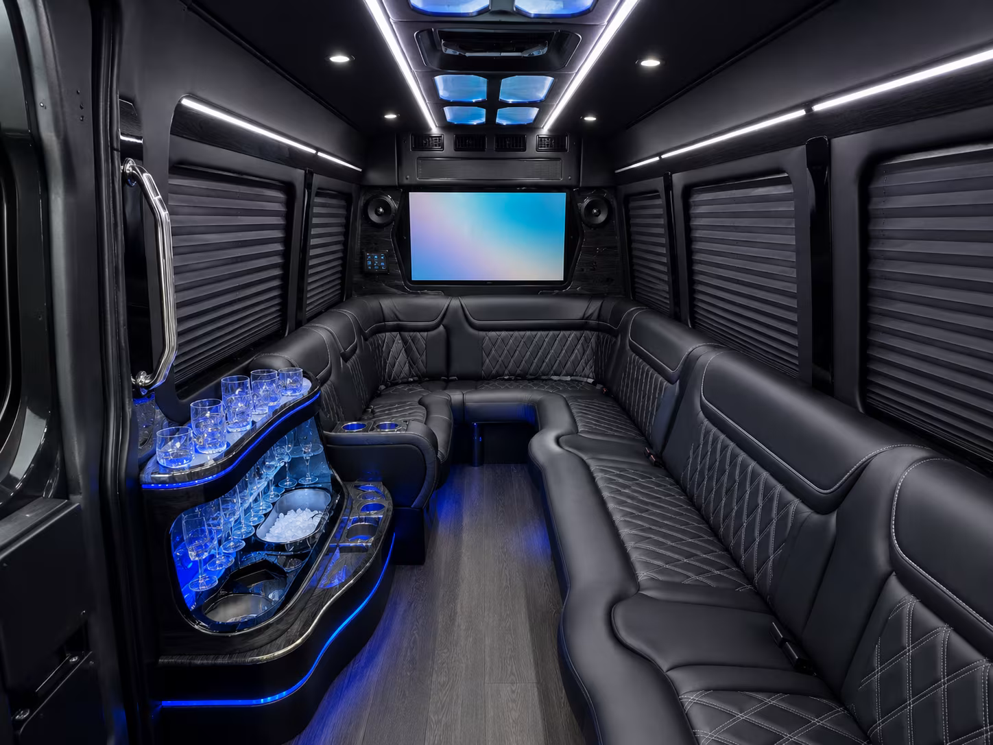 smooth bus transportation to big bear lake and mountain events